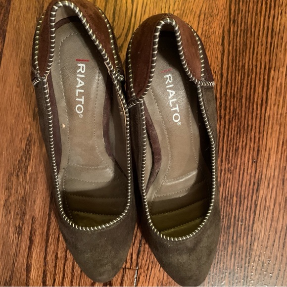 Elegant Brown Suede Women's Heels - Picture 7 of 8